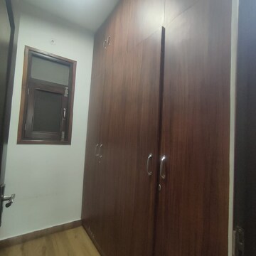 Furnished Amenities in 3.5 BHK Builder Floor at Sector 49 – for Rent