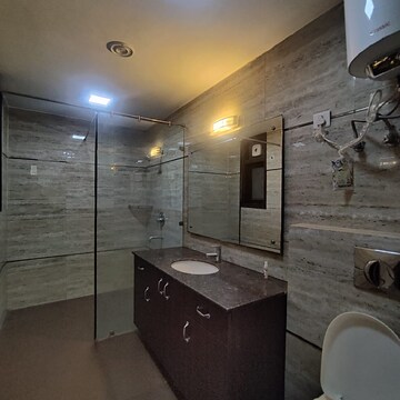 Bathroom in 3.5 BHK Builder Floor at Sector 49 – for Rent