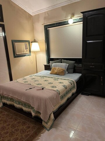 Bedroom in 2 BHK Apartment at Utkarsh CHS Prabhadevi, Prabhadevi – for Rent