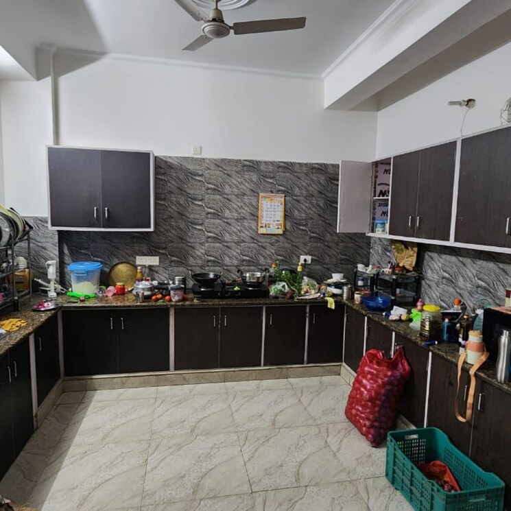 Bedroom, sector 23a 3 Bedroom 160 Sq.Yd. Builder Floor In Sector 23a Gurgaon 8926775