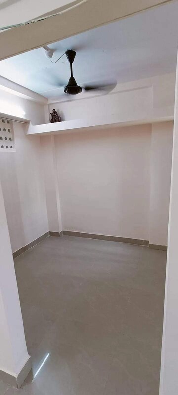 Room in 1 BHK Apartment at MHADA Prakash Cotton Mill, Lower Parel – for Rent
