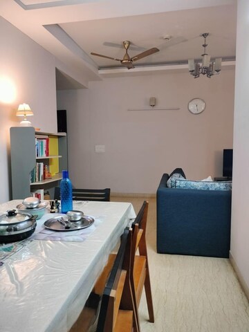 Living Room in 2.5 BHK Apartment at Mahagun Moderne, Sector 78 – for Rent