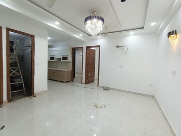 Room in 3 BHK Builder Floor at Palam Vihar Residents Association, Palam Vihar – for Rent