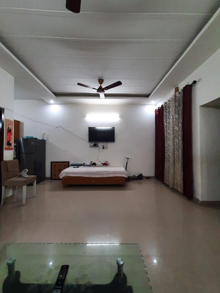 Living Room, guru-nanak-enclave 2 Bedroom 1000 Sq.Ft. Builder Floor In Dhakoli Zirakpur 8926795