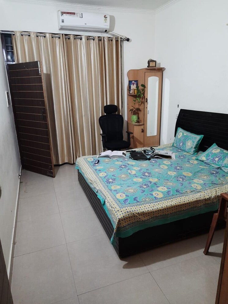 Bedroom, guru-nanak-enclave 2 Bedroom 1000 Sq.Ft. Builder Floor In Dhakoli Zirakpur 8926795