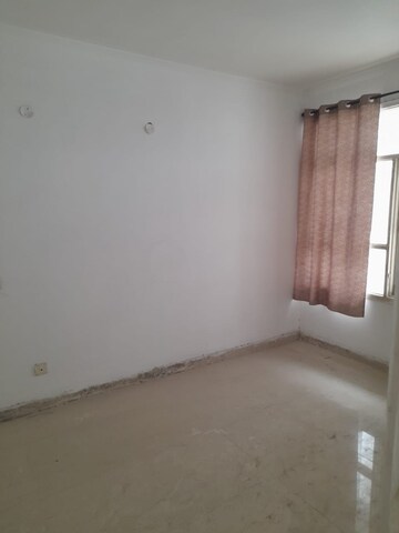 Room in 2 BHK Builder Floor at Dhakoli – for Sale