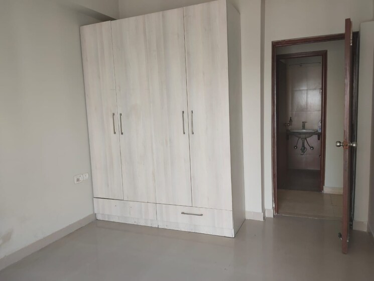 Room, mahagun-moderne 4 Bedroom 2450 Sq.Ft. Apartment In Sector 78 Noida 8926815