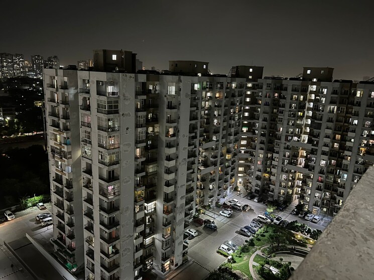 Exterior View, mahagun-moderne 4 Bedroom 2450 Sq.Ft. Apartment In Sector 78 Noida 8926815