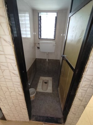 Bathroom in 1 BHK Apartment at Saurabh Crystal Pallazo, Nalasopara West – for Sale