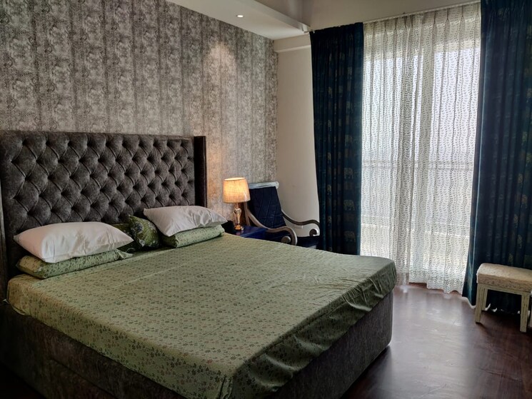 Bedroom, mahagun-mezzaria 4 Bedroom 4425 Sq.Ft. Apartment In Sector 78 Noida 8926850