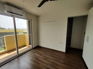 Room in 3 BHK Apartment at South City – for Sale