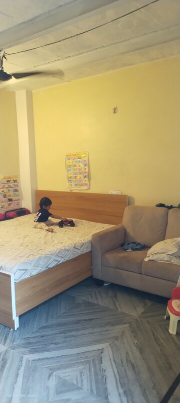 Bedroom in 1 RK Builder Floor at Ansal Palam Triangle, Palam Vihar Extension – for Rent