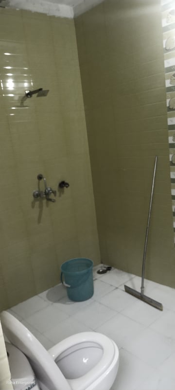 Bathroom in 1 RK Builder Floor at Ansal Palam Triangle, Palam Vihar Extension – for Rent