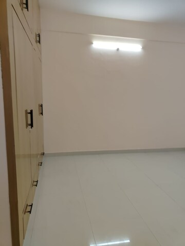 Room in 3.5 BHK Villa at Railway Colony – for Rent