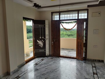 Room in 6+ BHK Independent House at Hydershakote – for Sale