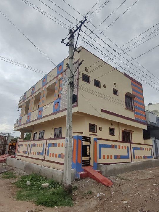 6+ BHK Independent House For Sale in Hydershakote