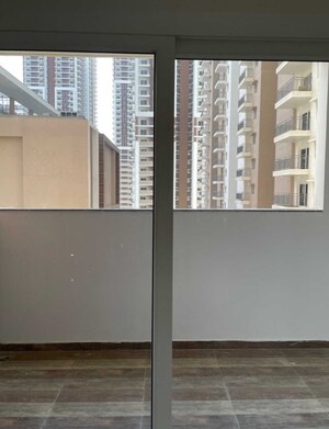 Room in 3 BHK Apartment at Rajapushpa Provincia, Narsingi – for Sale