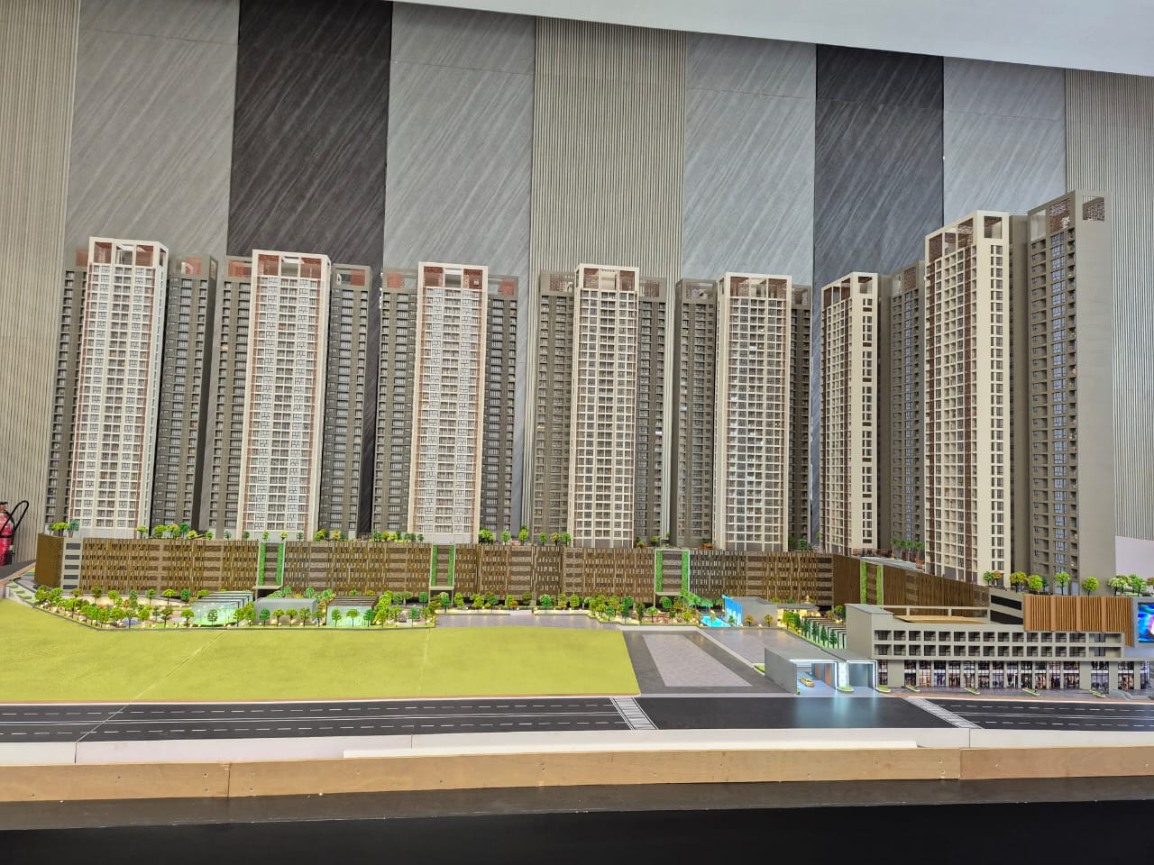 3 BHK Apartment For Sale in Vyom Avinea