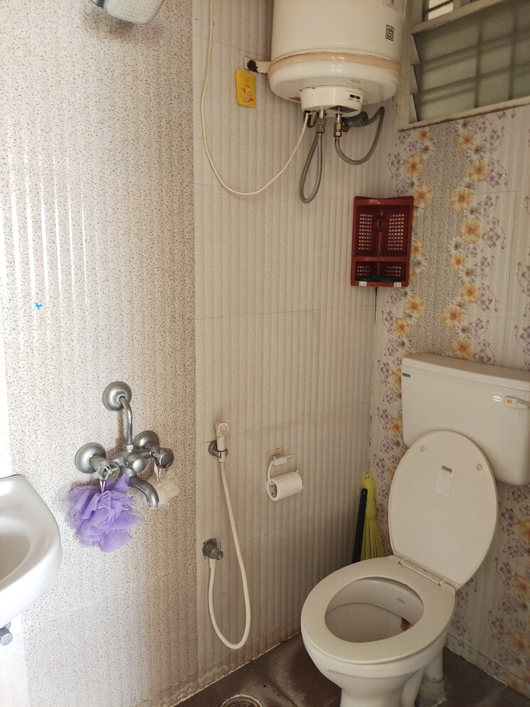 Bathroom, yeshwanthpur 3 Bedroom 1470 Sq.Ft. Apartment In Yeshwanthpur Bangalore 8926953