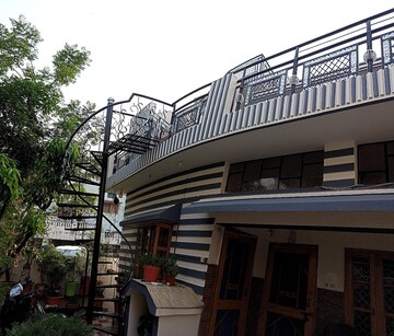 2 BHK Independent House – Exterior View View at Yamuna Colony - for Rent