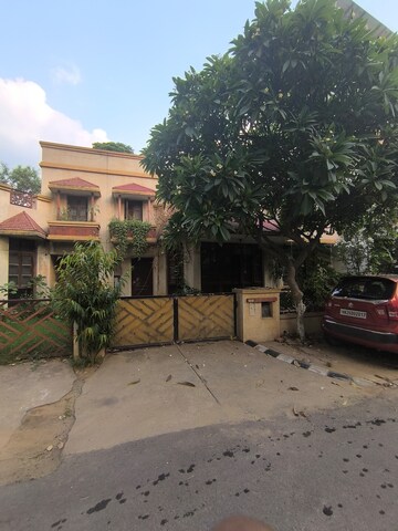  Plot – Exterior View View at Unitech Greenwood City Apartment, Sector 45 - for Sale