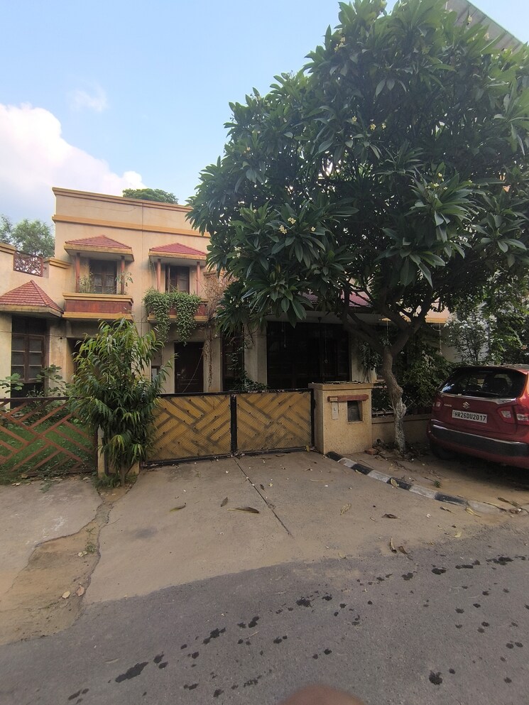 Exterior View, unitech-greenwood-city-apartment  290 Sq.Yd. Plot In Sector 45 Gurgaon 8926970