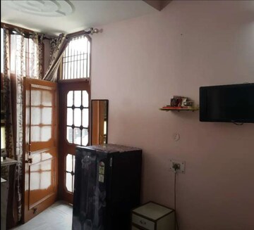 Living Room in 1 BHK Builder Floor at Sector 49 – for Rent
