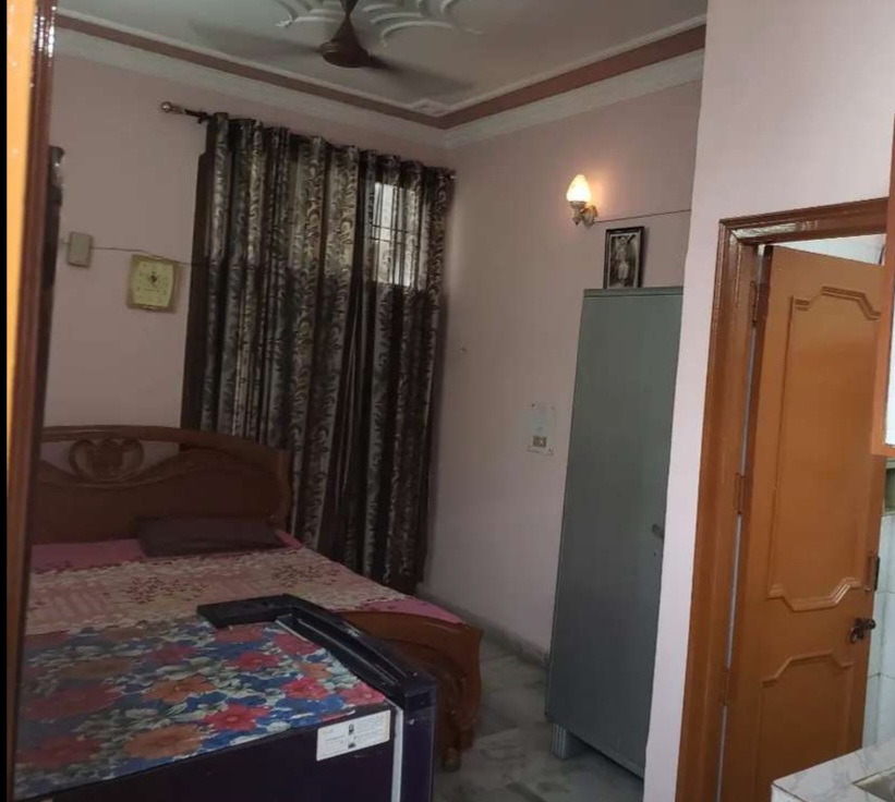 1 BHK Builder Floor For Rent in Sector 49