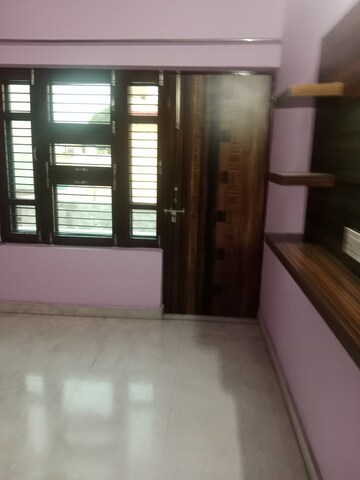 Room in 2 BHK Builder Floor at Sector 6 – for Rent