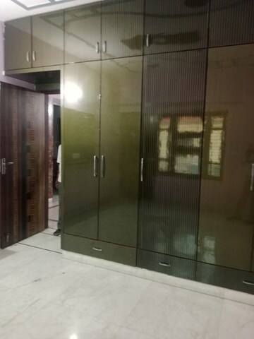 Building Lobby in 2 BHK Builder Floor at Sector 6 – for Rent