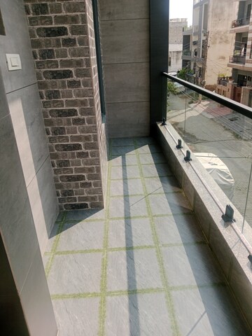 Balcony in 1.5 BHK Builder Floor at Sector 18 – for Rent