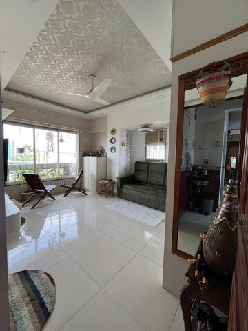 Master Bedroom in 2 BHK Apartment at Krishna Galaxy Santacruz, Santacruz East – for Rent