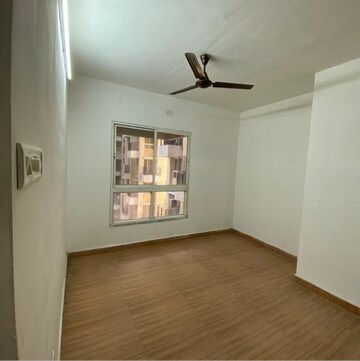Bedroom in 1 BHK Apartment at DB Orchid Ozone, Dahisar East – for Rent
