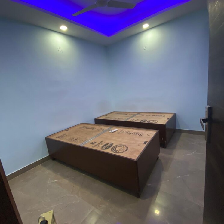 Bedroom, panchsheel vihar 3 Bedroom 1100 Sq.Ft. Builder Floor In Panchsheel Vihar Delhi 8927044
