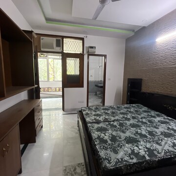 Bedroom in 3 BHK Builder Floor at Shivalik Colony – for Rent