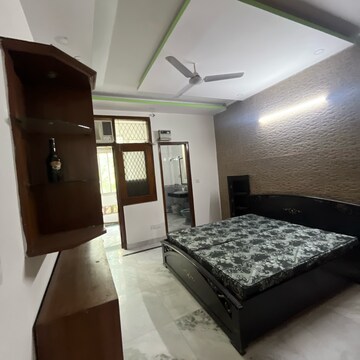 Bedroom in 3 BHK Builder Floor at Shivalik Colony – for Rent