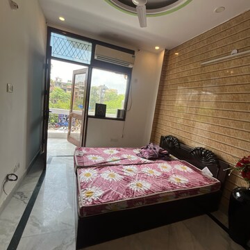 Bedroom in 3 BHK Builder Floor at Shivalik Colony – for Rent