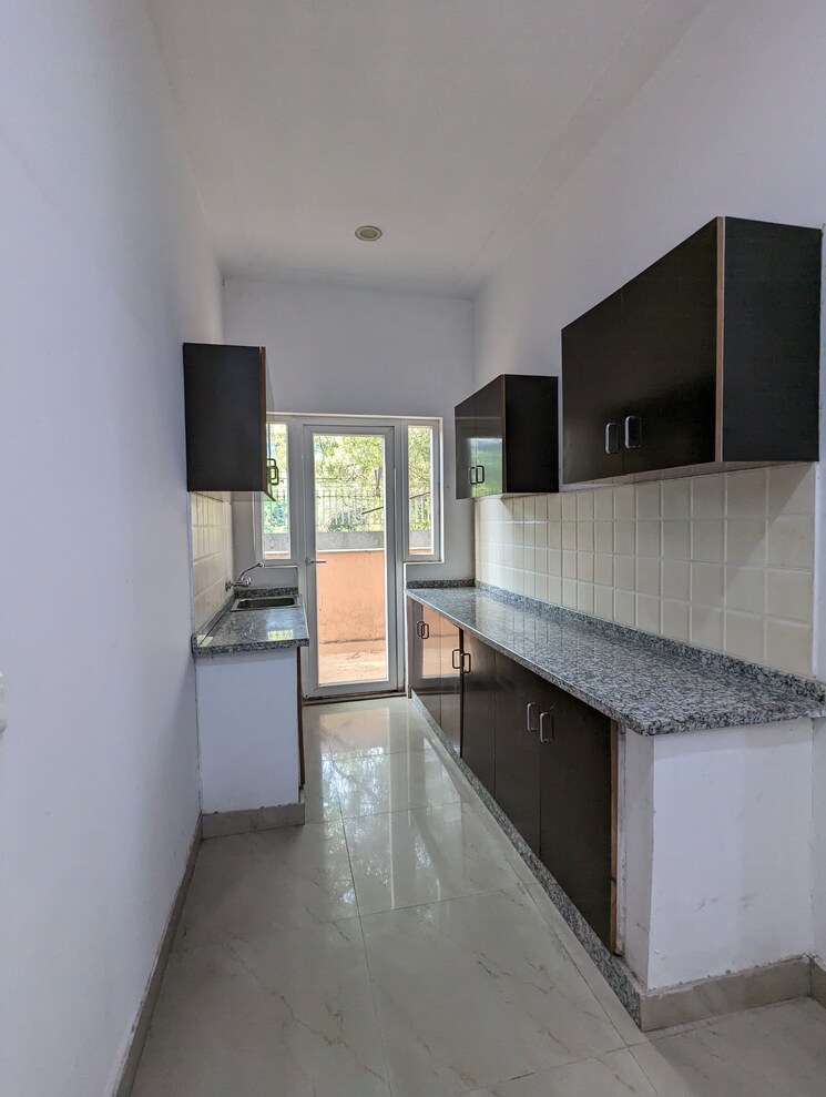 Kitchen, sarvome-shree-homes 3 Bedroom 750 Sq.Ft. Apartment In Sector 45 Faridabad 8927051