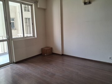 Room in 2 BHK Apartment at Shapoorji Pallonji Joyville Phase 2, Sector 102 – for Rent