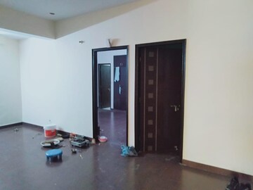 Room in 2 BHK Builder Floor at RWA Apartments Sector 51, Sector 51 – for Rent