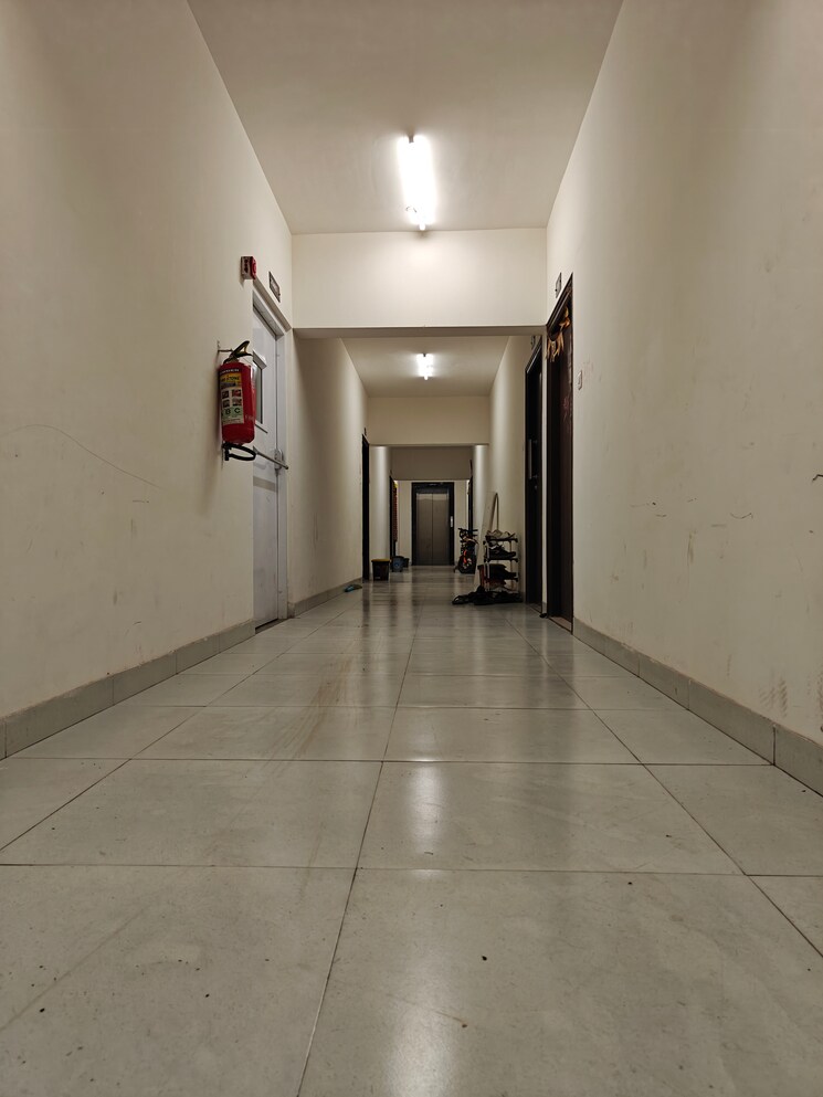 Room, gera-shrishti 1 Bedroom 620 Sq.Ft. Apartment In Wagholi Pune 8927062