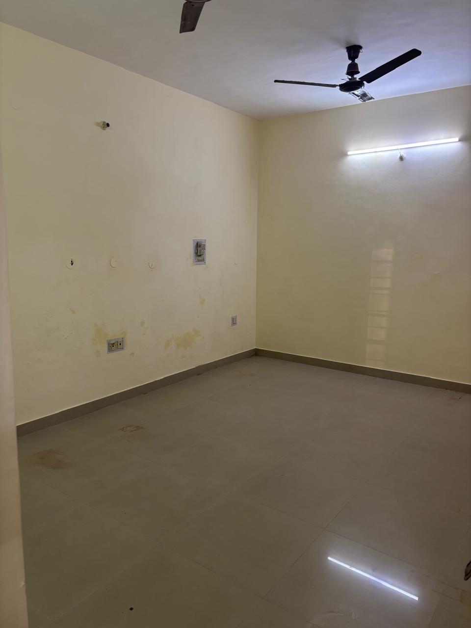 1.5 BHK + Pooja Room Independent House For Rent in Ram Property