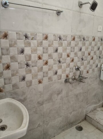 Bathroom in 2 BHK Independent House at Jankipuram – for Rent