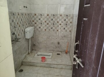 Bathroom in 2 BHK Independent House at Jankipuram – for Rent