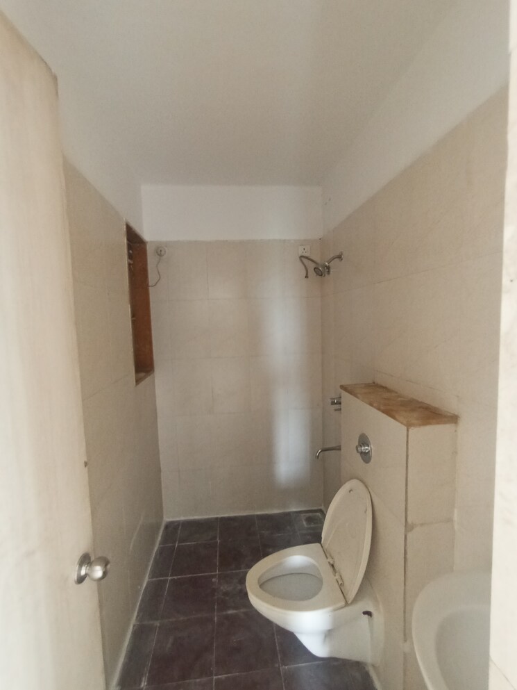 Bathroom, lodha-casa-bella-gold 2 Bedroom 864 Sq.Ft. Apartment In Dombivli East Thane 8927094