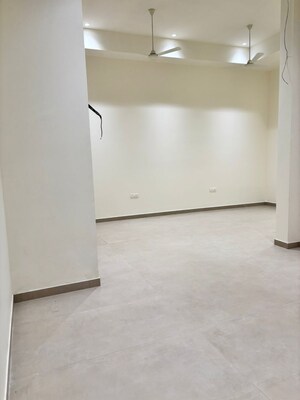 Room in 3 BHK Builder Floor at Lajpat Nagar 4 – for Sale