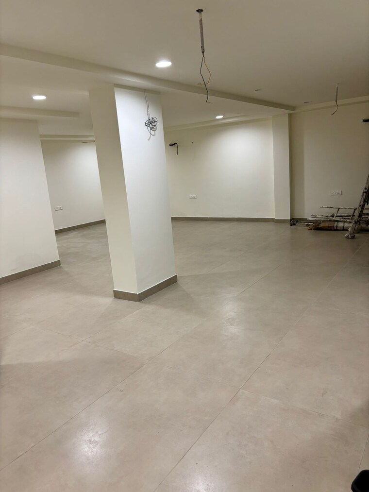 Room, lajpat nagar 4 3 Bedroom 1800 Sq.Ft. Builder Floor In Lajpat Nagar 4 Delhi 8927097