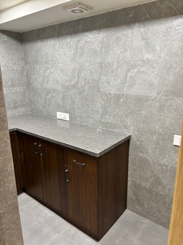 Furnished Amenities in 3 BHK Builder Floor at Lajpat Nagar 4 – for Sale
