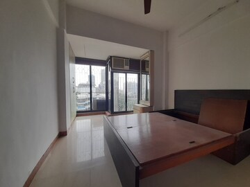 Room in 4 BHK Apartment at Gokuldham Complex, Goregaon East – for Rent