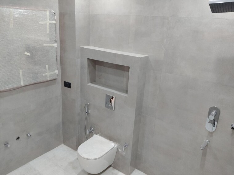 Bathroom, tata-raheja-raisina-residency 4 Bedroom 3829 Sq.Ft. Apartment In Sector 59 Gurgaon 8927180